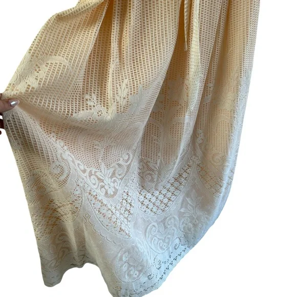 Vintage 1970s Joy Stevens Boho Cream and Maroon Lace Prairie Dress - Picture 7 of 10